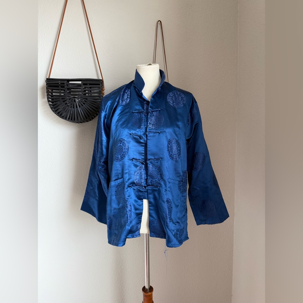 Vintage Yi Fang Robe Top